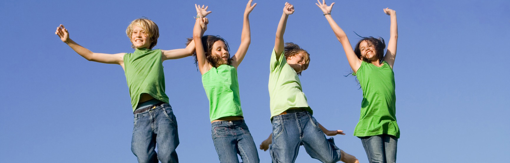 photodune-3831574-group-of-kids-jumping-after-winning-m1